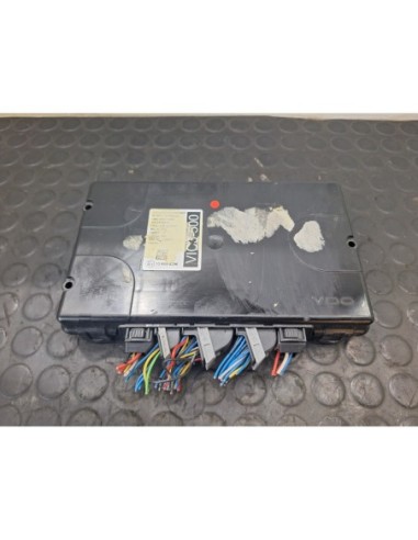 GUARNECIDO PUERTA DELANTERA IZQUIERDA AUDI A8 -...