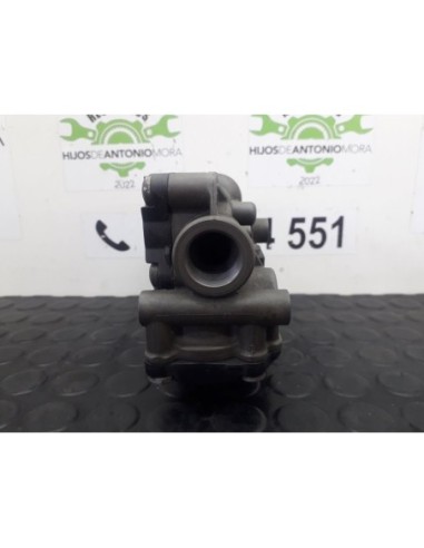 SOPORTE GUARDABARRO RENAULT SERIE T - 103938