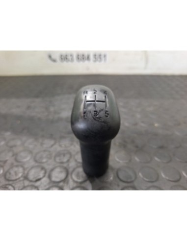 CALANDRA DELANTERA RENAULT PREMIUM DISTRIBUTION...