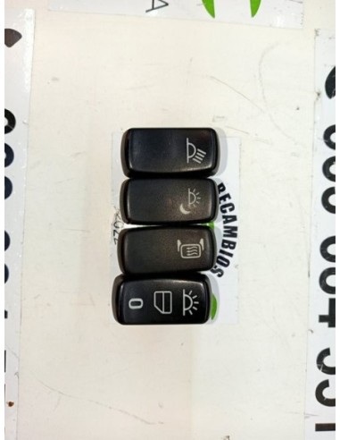 REJILLA AIREADORA NISSAN CABSTAR - 106703