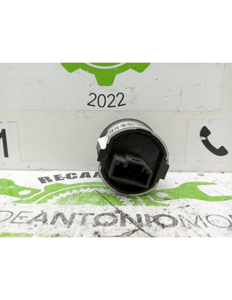 PANTALLA MULTIFUNCION MERCEDES ACTROS 2-EJES 6-CIL  SERIE/BM - 110481