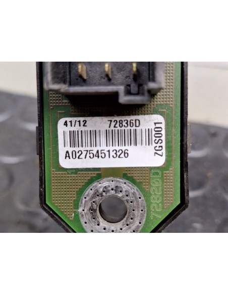 GUARDABARROS FIJO CABINA DERECHO NISSAN ECO - T 100 45/78 KW/E2 - 107055