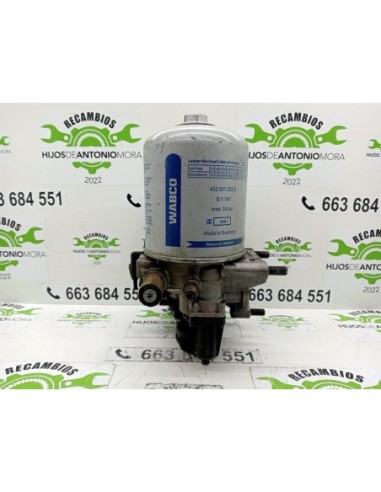 GUARDABARROS FIJO CABINA IZQUIERDO NISSAN...