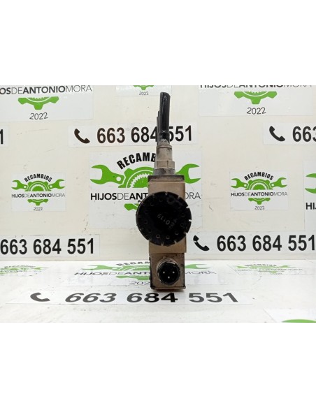 RETENEDOR PUERTA NISSAN ATLEON - 108683