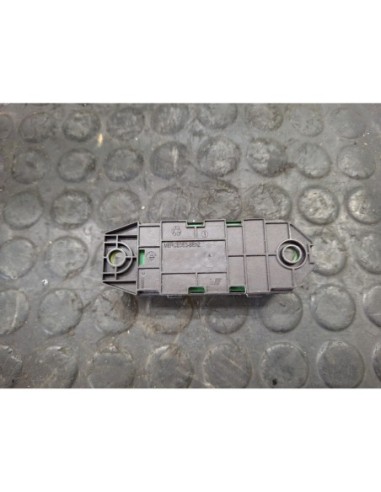 CAJA RELES / FUSIBLES IVECO DAILY CAJA CERRADA...