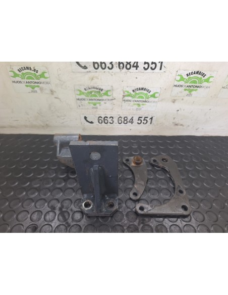 [114080] SOPORTE COMPRESOR AIRE ACONDICIONADO - RENAULT MIDLUM (01/2000 - 12/2013)
