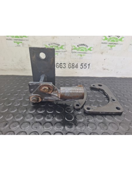 [114080] SOPORTE COMPRESOR AIRE ACONDICIONADO - RENAULT MIDLUM (01/2000 - 12/2013)