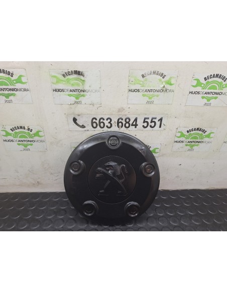 [114061] TAPACUBOS - PEUGEOT EXPERT FURGÓN