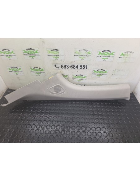 [114045] PLASTICO INTERIOR - PEUGEOT EXPERT FURGÓN