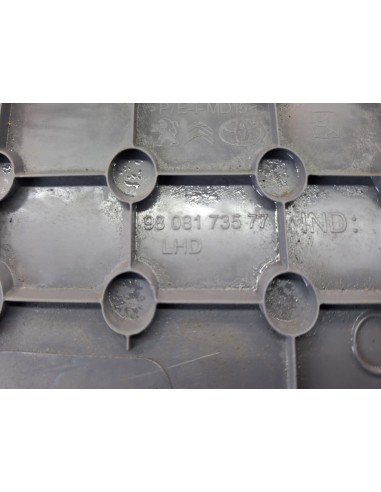 [114035] PLASTICO INTERIOR - PEUGEOT EXPERT FURGÓN