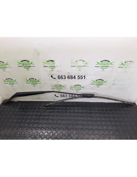 [114021] BRAZO LIMPIA DELANTERO IZQUIERDO - PEUGEOT EXPERT FURGÓN