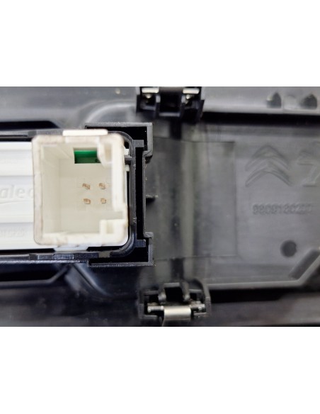 [114017] MANDO ELEVALUNAS DELANTERO DERECHO - PEUGEOT EXPERT FURGÓN