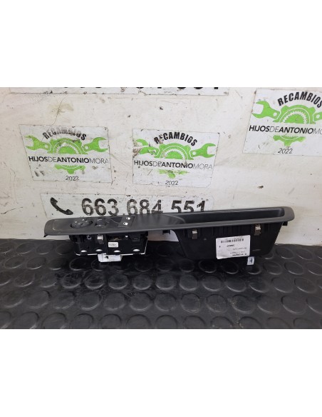 [114016] MANDO ELEVALUNAS DELANTERO IZQUIERDO  - PEUGEOT EXPERT FURGÓN