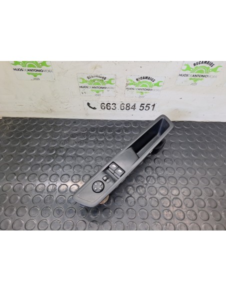 [114016] MANDO ELEVALUNAS DELANTERO IZQUIERDO  - PEUGEOT EXPERT FURGÓN