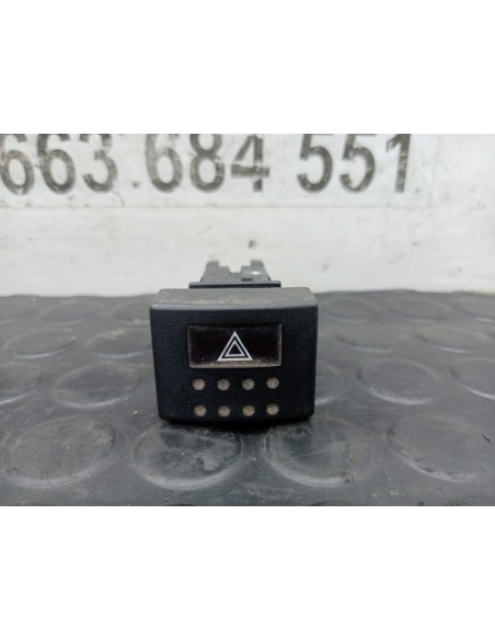 [114004] BOTON WARNING - NISSAN ATLEON