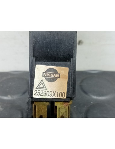 [114003] BOTON WARNING - NISSAN ATLEON