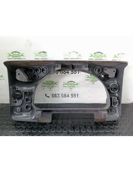 [113990] MOLDURA CUADRO INSTRUMENTOS - IVECO STRALIS (AS) (01/2012 - 01/2019)