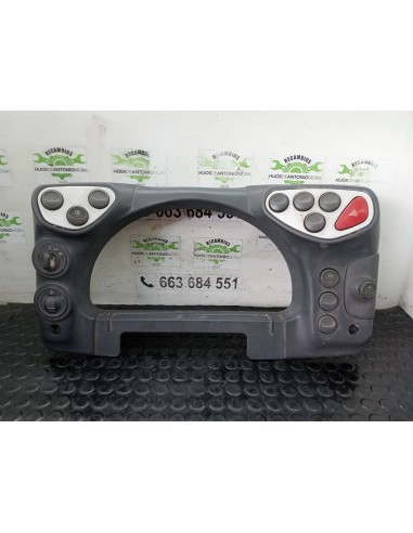 [113990] MOLDURA CUADRO INSTRUMENTOS - IVECO...