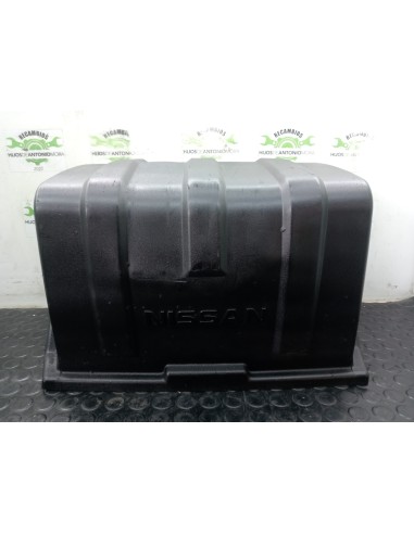 [113985] TAPA BATERIA - NISSAN ATLEON