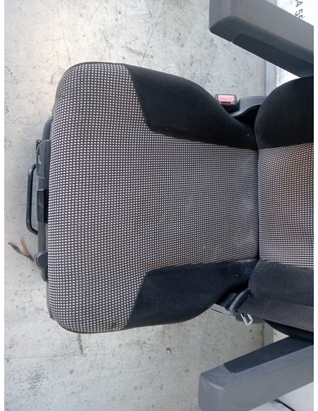 [113957] ASIENTO DELANTERO IZQUIERDO - MAN TGX 35.XXX (01/2007 - ...)