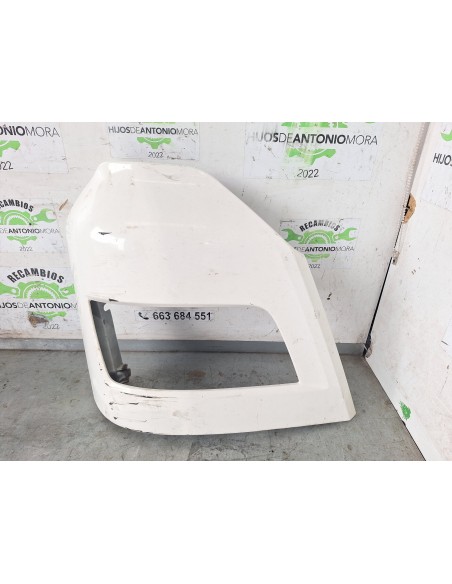 [113894] EMBELLECEDOR FARO DERECHO - MAN TGX 35.XXX (01/2007 - ...)