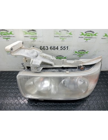[113886] FARO DERECHO - DAF SERIE CF85.XXX AB06
