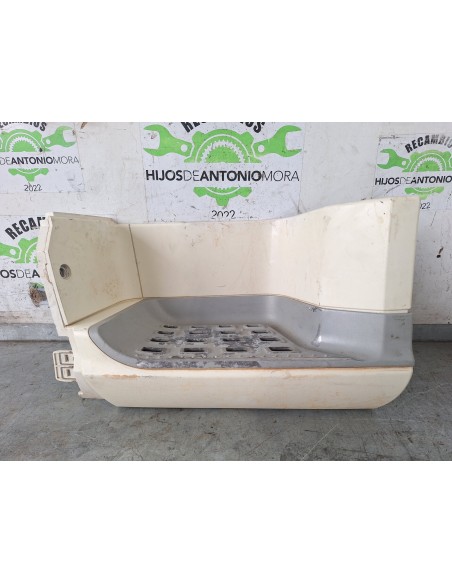 [113884] ESTRIBO DELANTERO IZQUIERO - VOLVO FH 13