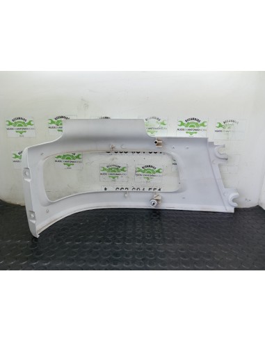 [113883] EMBELLECEDOR FARO IZQUIERDO - DAF...