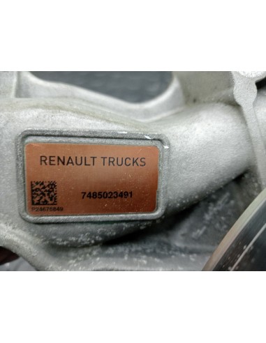 [113806] BOMBA DE AGUA - RENAULT SERIE T...