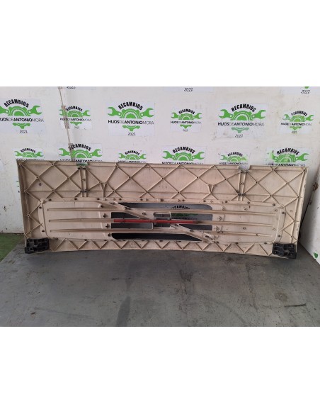 [113776] CALANDRA DELANTERA - VOLVO FL XXX (01/2006 - 01/2013)