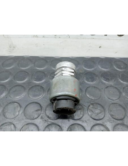 [113768] SENSOR PIÑON CUENTAKILOMETROS - NISSAN CABSTAR E (01/2002 - 12/2003)
