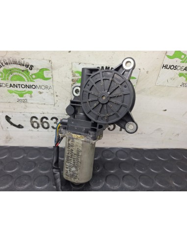 [113739] MOTOR ELEVALUNAS DELANTERO DERECHO -...