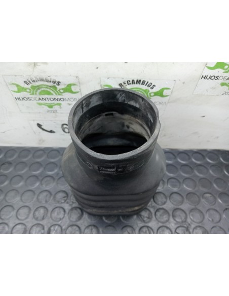 [113732] TUBO FILTRO AIRE - NISSAN CABSTAR E (01/2002 - 12/2003)