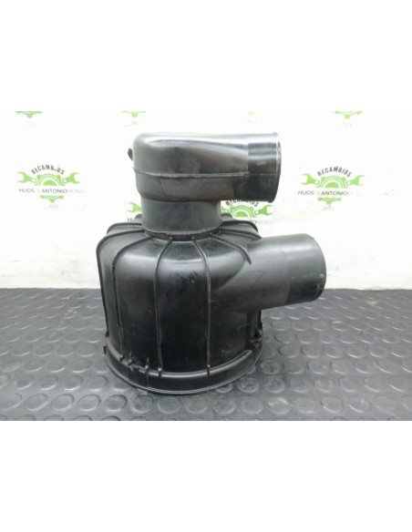 [113730] TAPA FILTRO AIRE - NISSAN CABSTAR E (01/2002 - 12/2003)