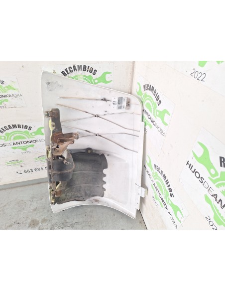 [113725] DEFLECTOR IZQUIERDO  - SCANIA SERIE 4 (P/R 94 G) (01/1996 - 01/2004)