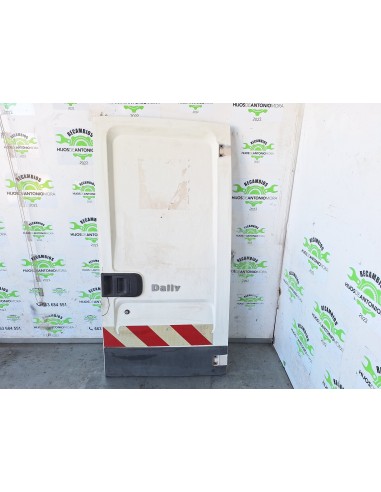 [113724] PUERTA TRASERA DERECHA - IVECO DAILY...