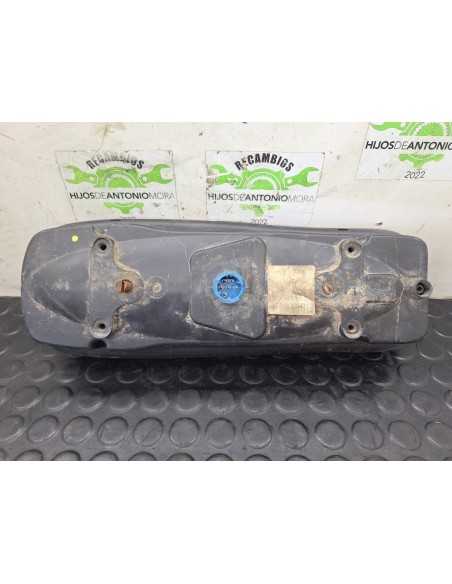 [113713] PILOTO TRASERO DERECHO - NISSAN CABSTAR E (01/2002 - 12/2003)