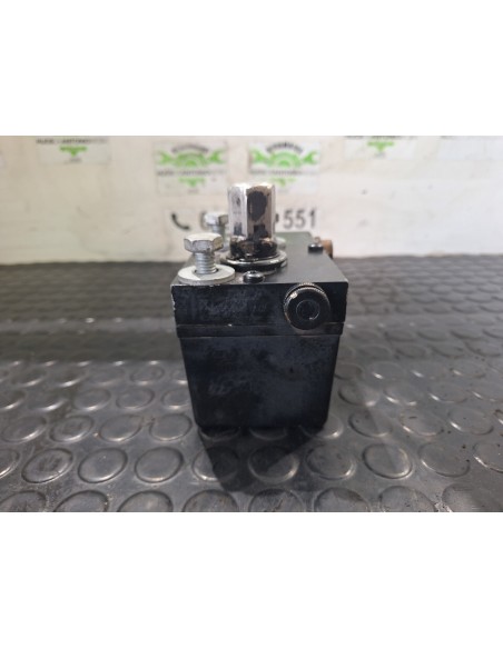 [113648] BOMBA ELEVAR CABINA - RENAULT PREMIUM LANDER (01/2005 - ...)