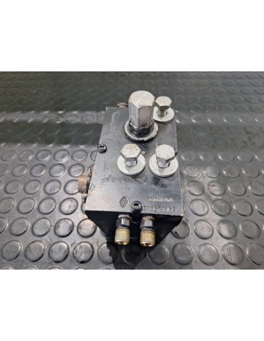 [113648] BOMBA ELEVAR CABINA - RENAULT PREMIUM...