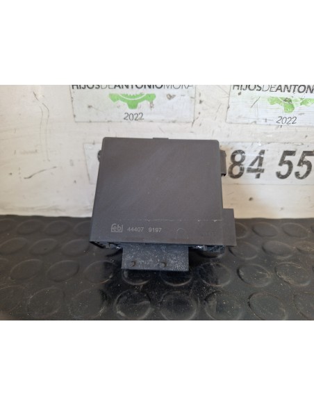 [113615] RELE INTERMITENTES - SCANIA SERIE 4 (P/R 94 G) (01/1996 - 01/2004)