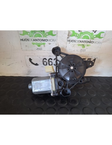 [113583] MOTOR ELEVALUNAS DELANTERO DERECHO -...