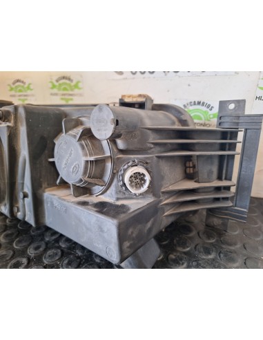 [113580] FARO IZQUIERDO - MAN LE 140