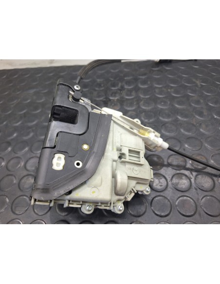 [113540] CERRADURA PUERTA DELANTERA DERECHA - AUDI A8 (D2) (01/1994 - 01/1999)