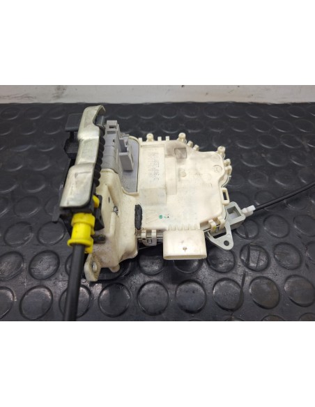 [113540] CERRADURA PUERTA DELANTERA DERECHA - AUDI A8 (D2) (01/1994 - 01/1999)