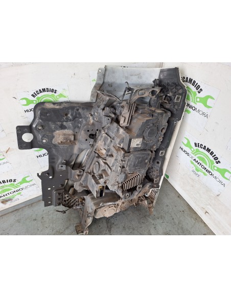 [113531] FARO IZQUIERDO - VOLVO FH 13