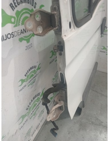 [113429] PUERTA DELANTERA IZQUIERDA - IVECO...