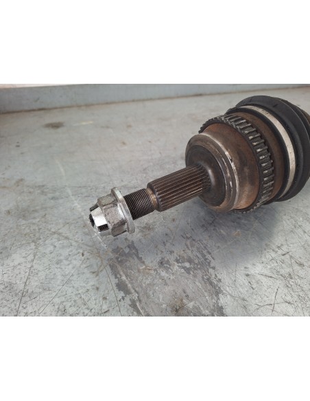 [113426] PALIER TRANSMISION DELANTERA IZQUIERDO - RENAULT MASTER II PHASE 2 CAJA CERRADA