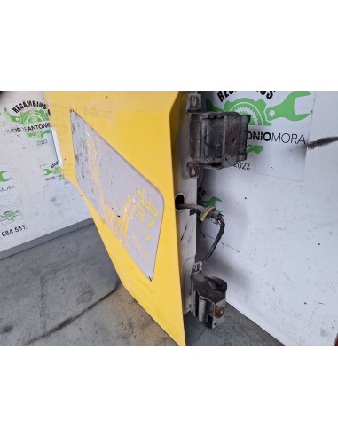 [113420] PUERTA DELANTERA DERECHA - NISSAN L35.95