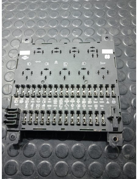 [113380] CAJA RELES / FUSIBLES - NISSAN ATLEON