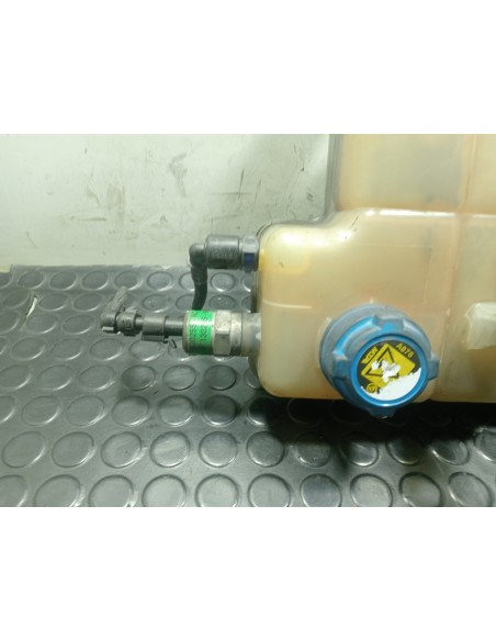 [113379] DEPOSITO EXPANSION - IVECO DAILY FURGÓN (01/2014 - ...)